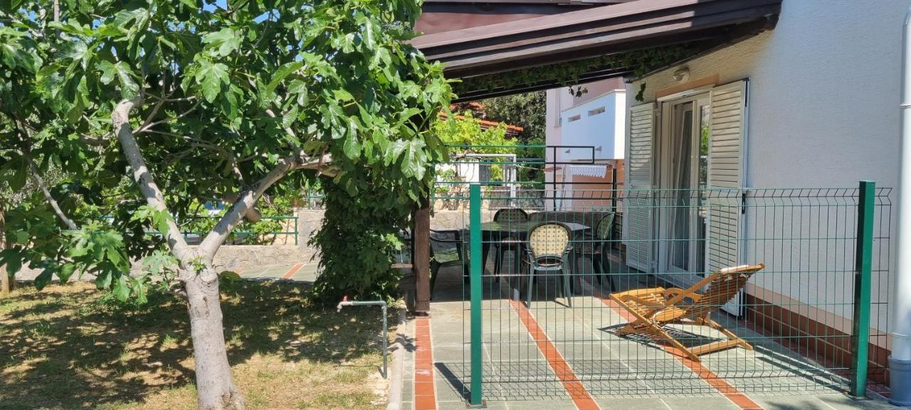 Apartmani Karla Baška Kültér fotó
